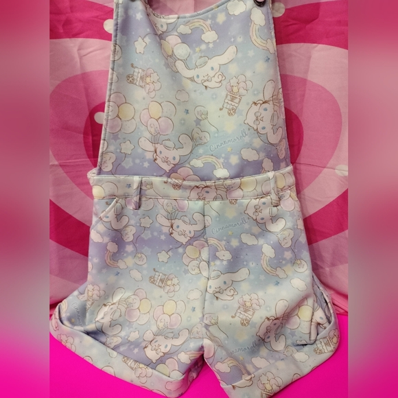 Cinnamon roll pastel overall - Picture 2 of 10